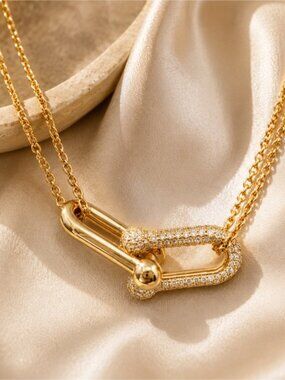 Gold Pavé Link Necklace
